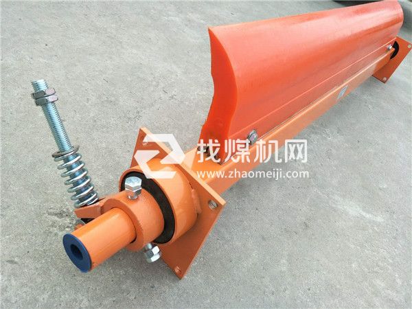 山東皮帶機聚氨酯清掃器廠家，耐磨聚氨酯清掃器，固達利輸送帶聚氨酯清掃器